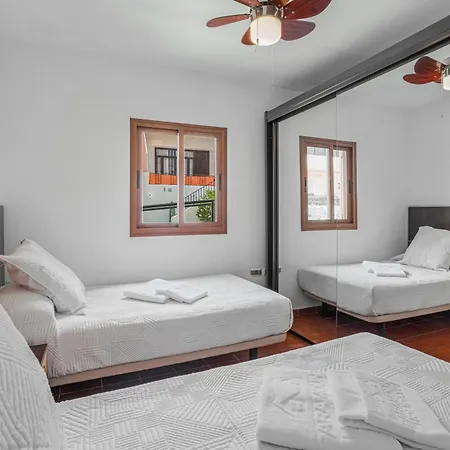 Vera Cruz-beach 5 Seconds-playa Americas * Playa de las Américas